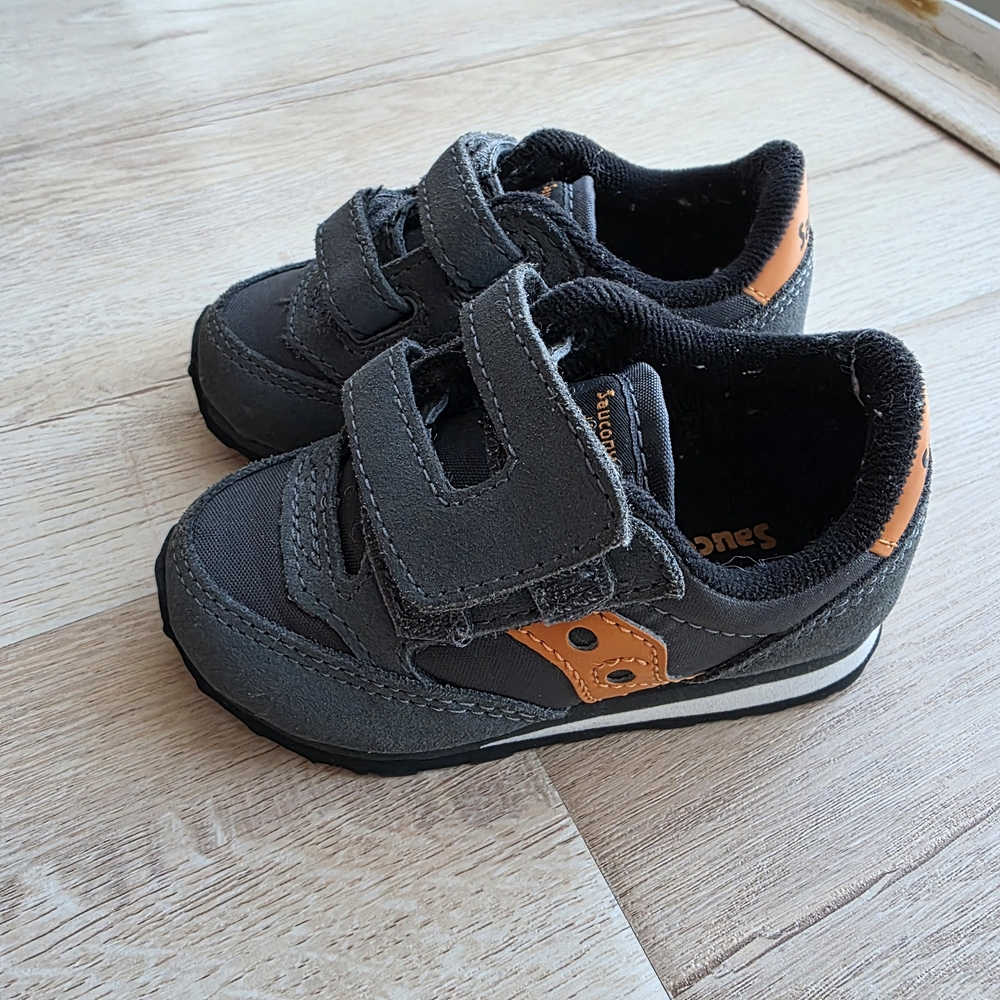 Saucony Kids' Gray and Orange Sneakers